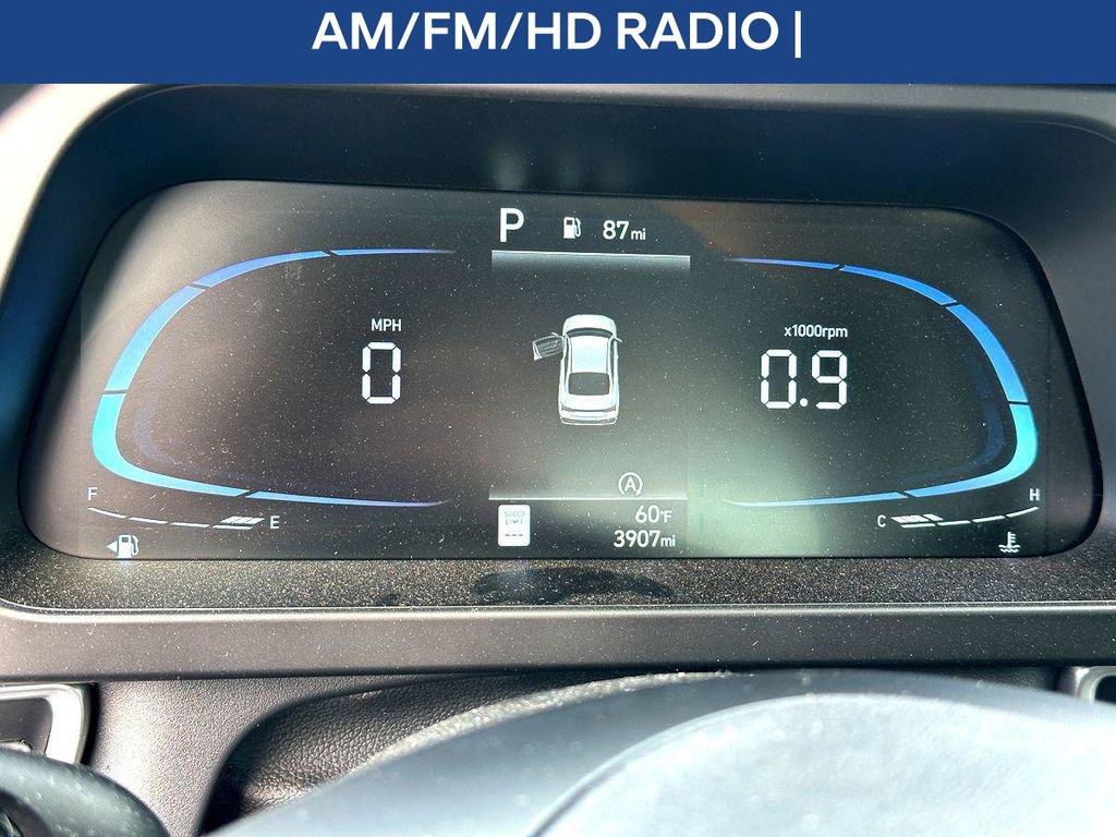 Used 2024 Hyundai Elantra SE image 16