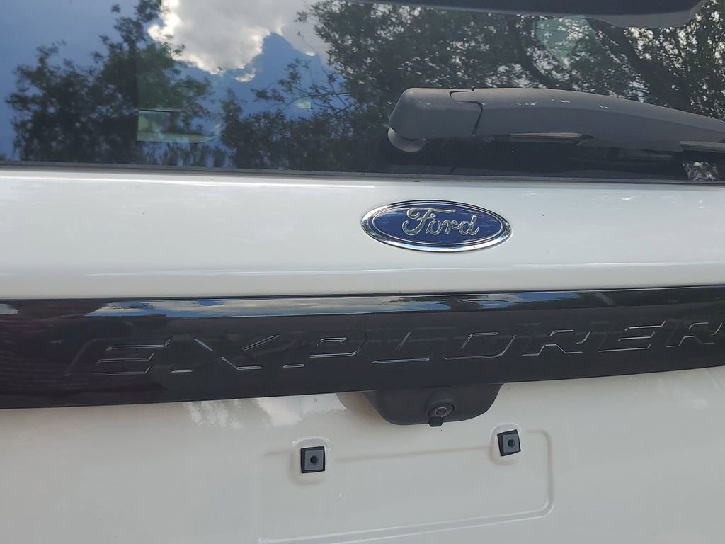 Used 2022 Ford Explorer ST-Line w/ Class IV Trailer Tow Package image 31