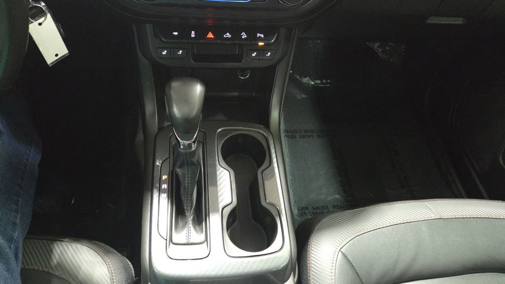 Used 2022 GMC Canyon AT4 w/ Trailering Package image 19