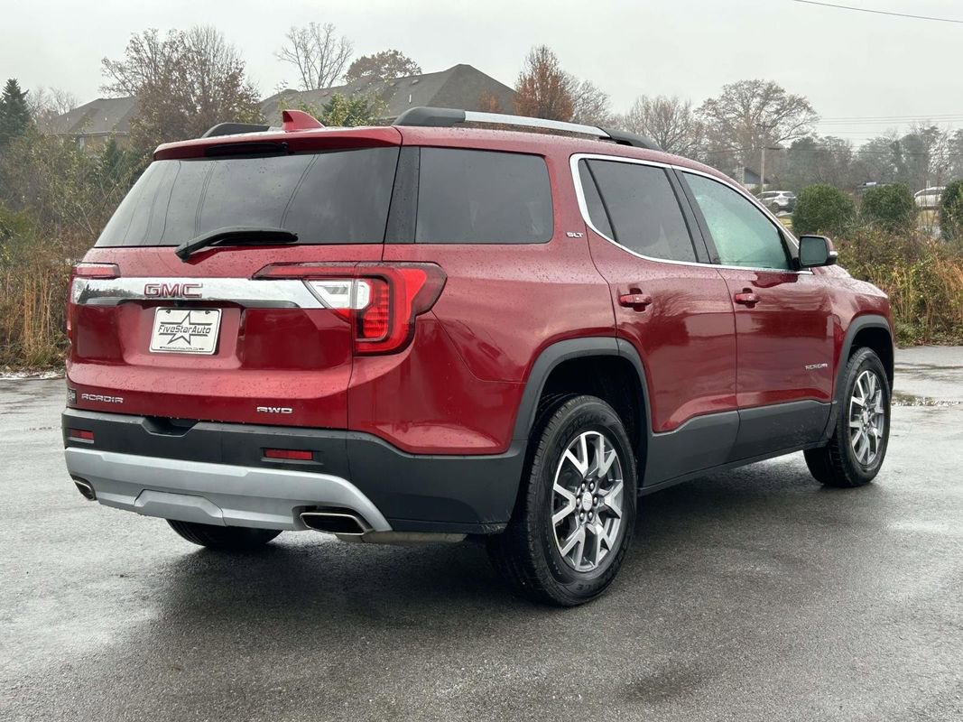 Used 2023 GMC Acadia SLT image 3