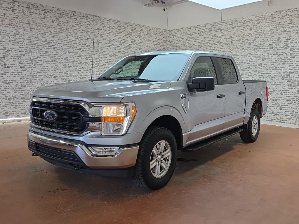 Used 2022 Ford F150 XLT w/ Trailer Tow Package image 3