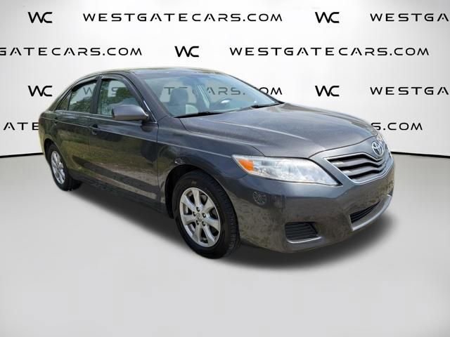 Used 2011 Toyota Camry LE w/ LE Extra-Value Pkg image 4