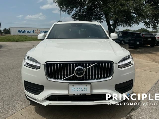 Certified 2022 Volvo XC90 T6 Momentum AWD/4WD image 3