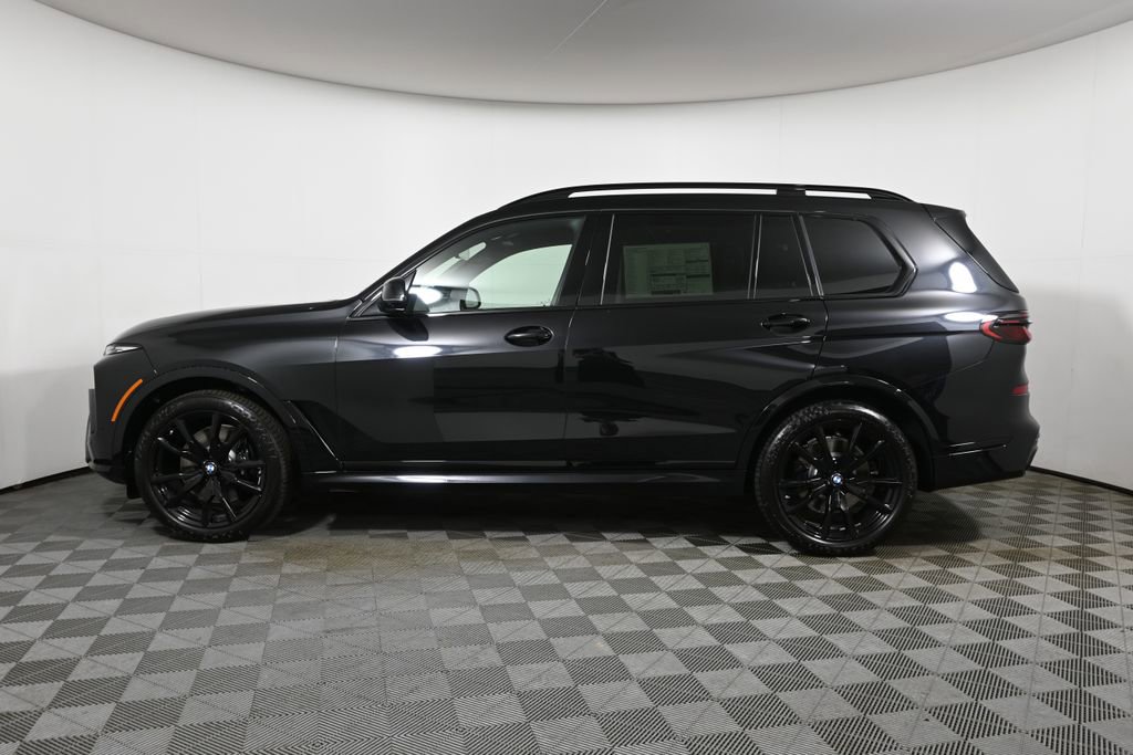 New 2027 BMW X7 xDrive40i w/ M Sport Package AWD/4WD image 2