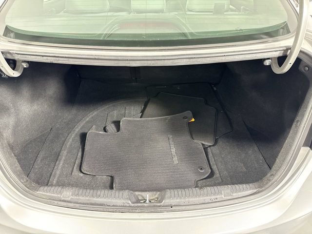 Used 2013 Hyundai Elantra GLS w/ Preferred Pkg FWD image 31