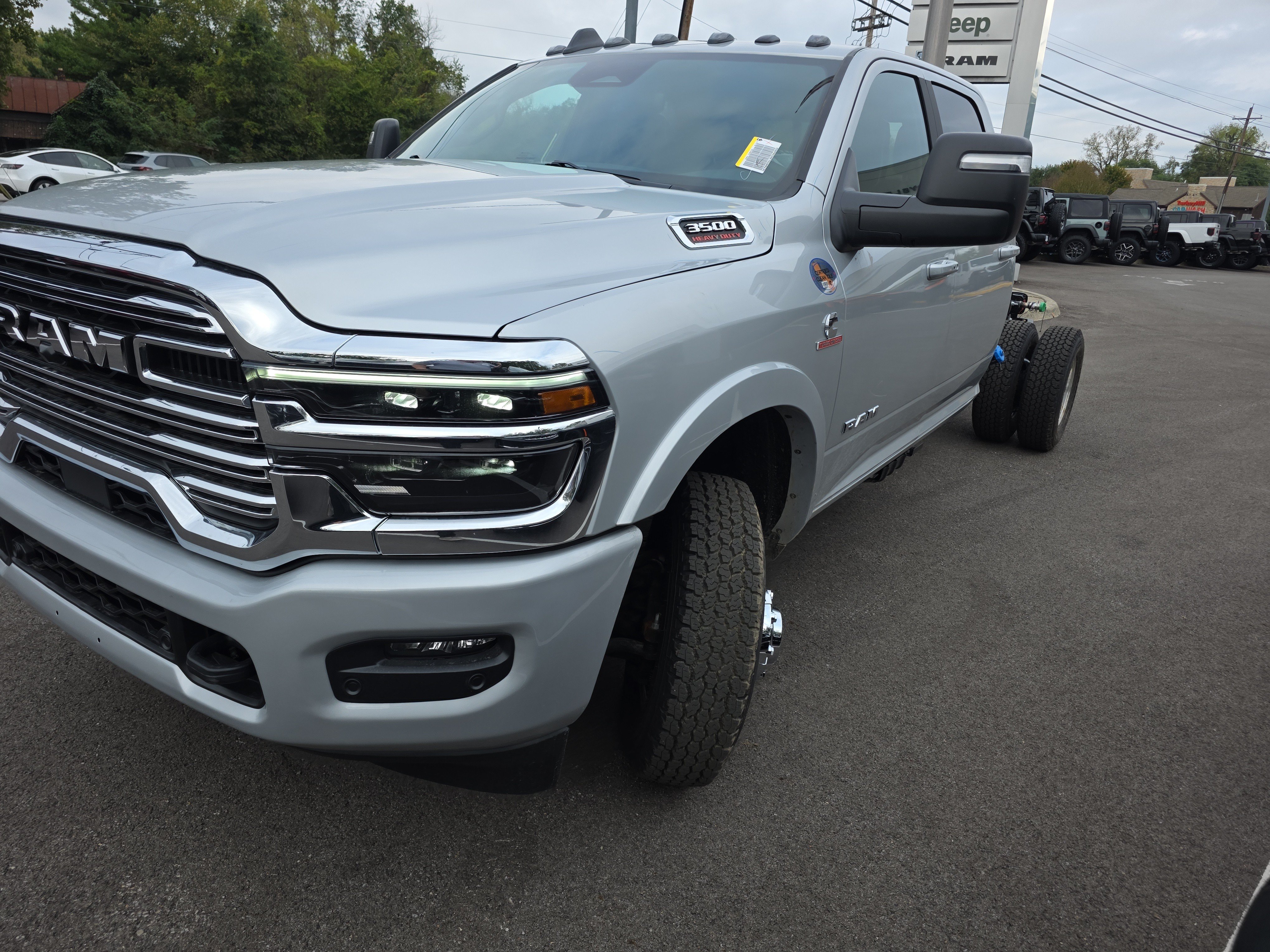 New 2027 RAM 3500 4x4 Crew Cab DRW image 20