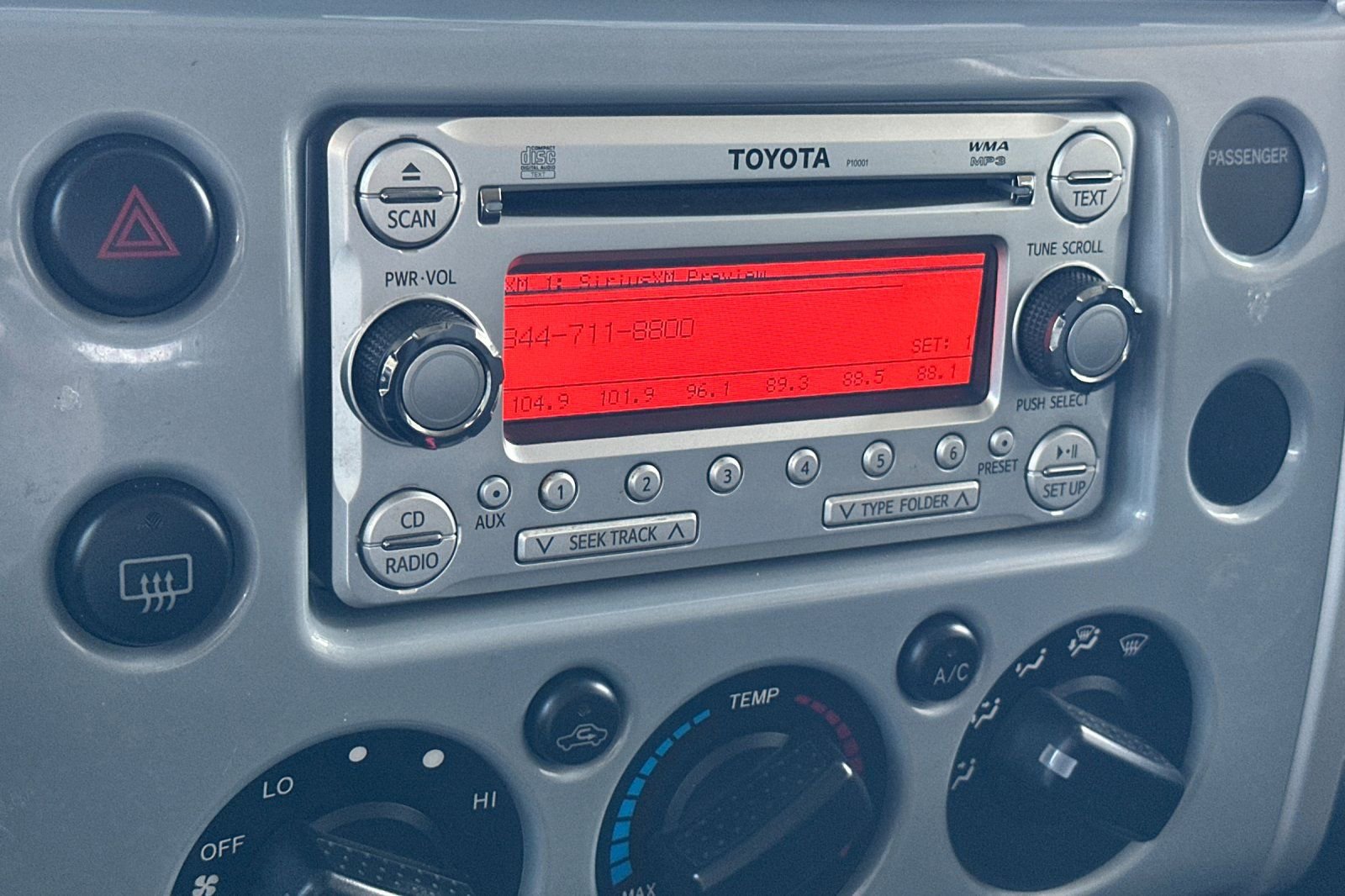 Used 2014 Toyota FJ Cruiser 4WD w/ Convenience Package image 16