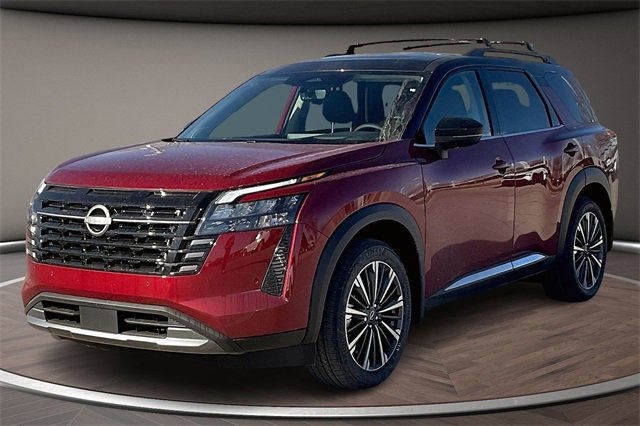 New 2026 Nissan Pathfinder Platinum image 1