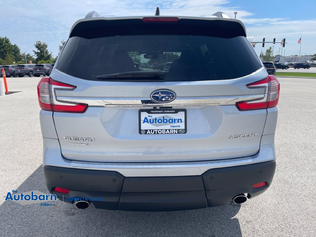 Certified 2024 Subaru Ascent Premium w/ Convenience Package AWD/4WD image 4