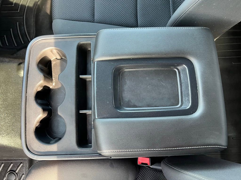 Used 2017 Chevrolet Silverado 1500 LT w/ All Star Edition image 28