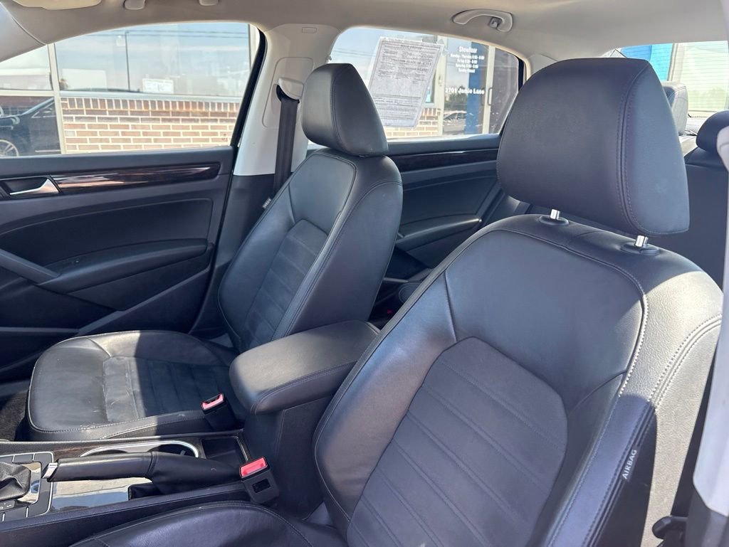 Used 2014 Volkswagen Passat TDI SEL Premium FWD image 10