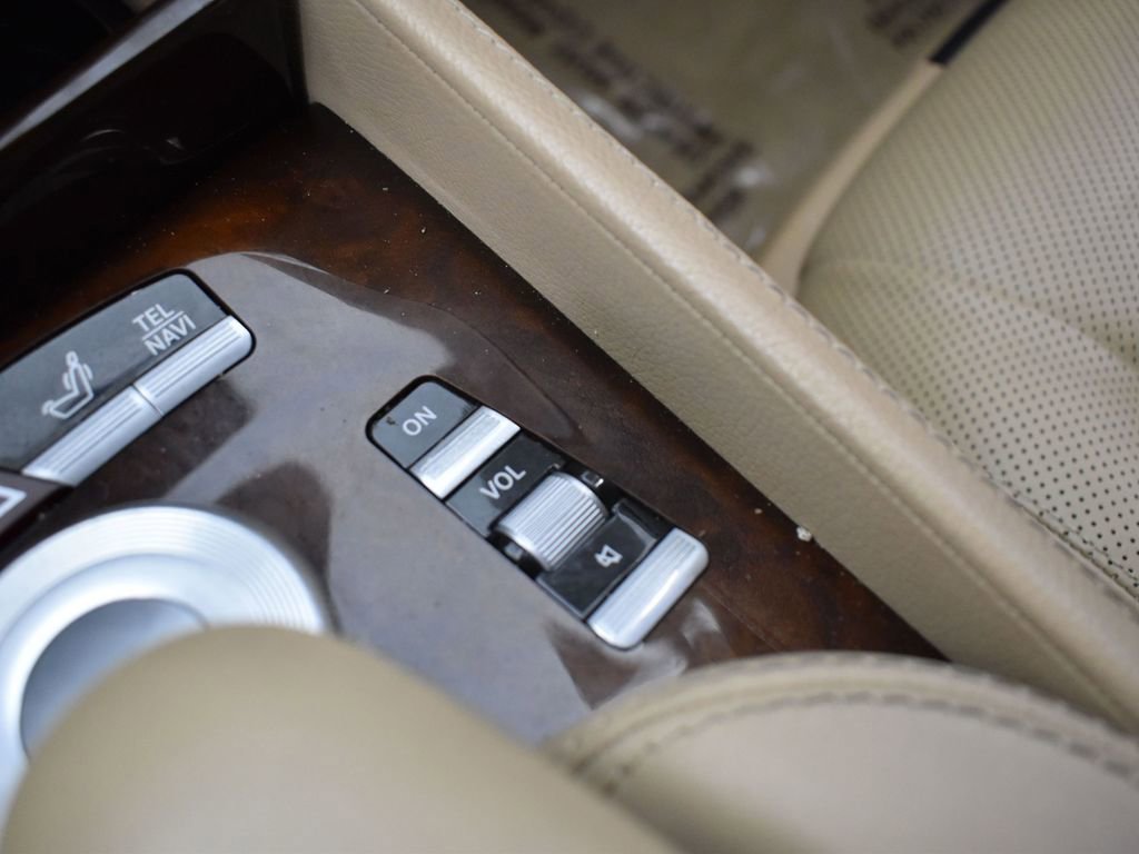 Used 2008 Mercedes-Benz CL 550 image 30