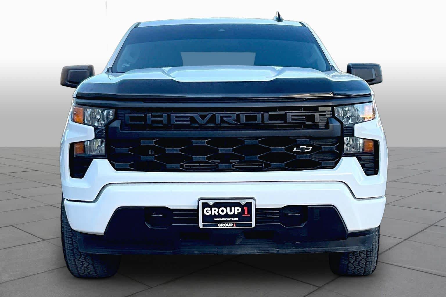 Used 2024 Chevrolet Silverado 1500 Custom w/ LPO, Dark Essentials Package AWD/4WD image 4