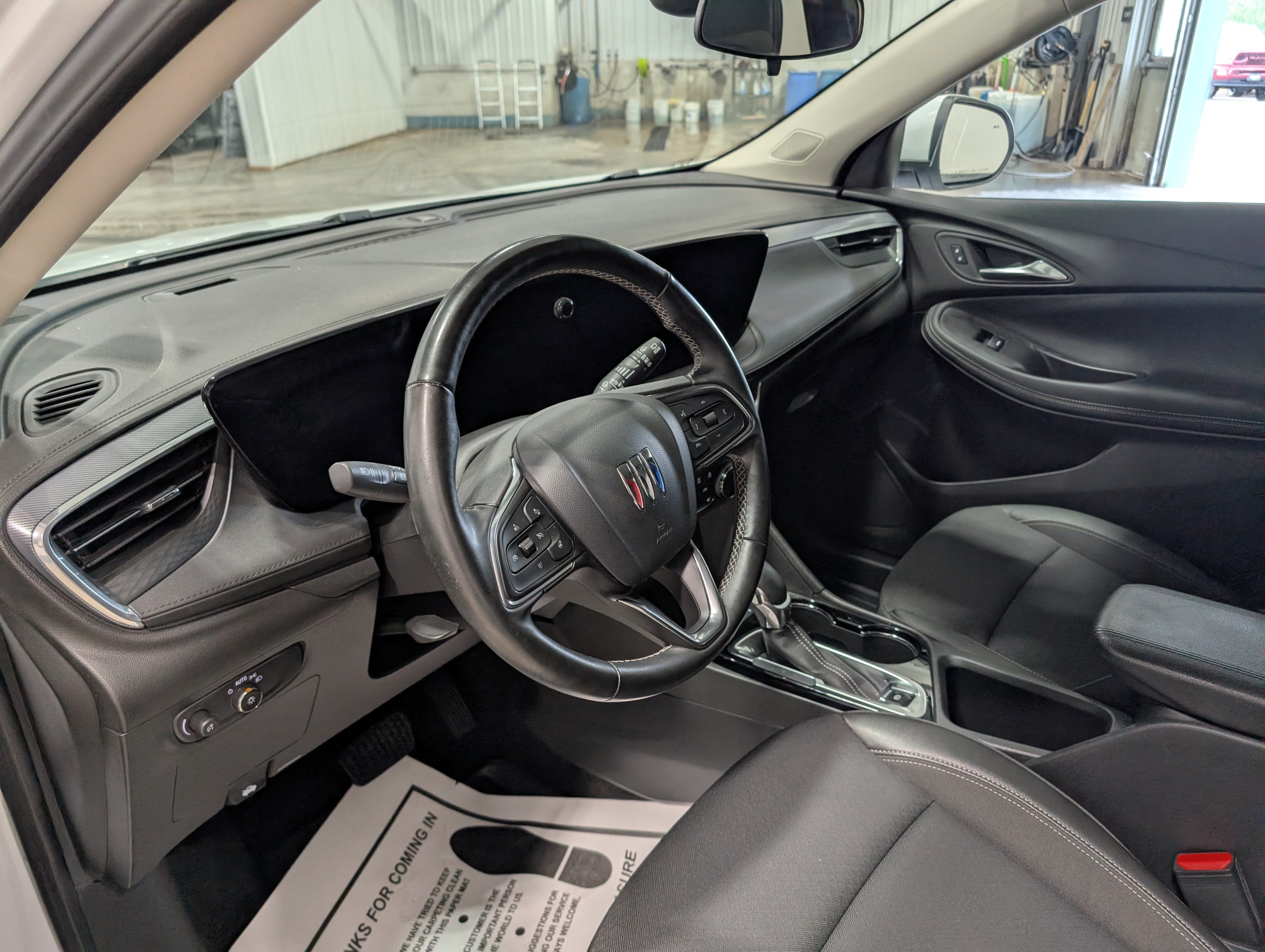 Used 2020 Buick Enclave Avenir w/ Avenir Technology Package AWD/4WD image 13