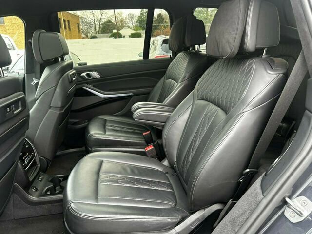 Used 2019 BMW X7 xDrive40i w/ Premium Package image 13