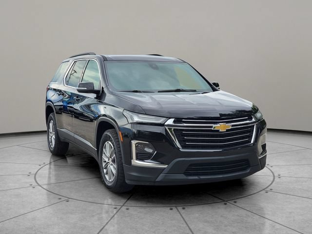 Used 2023 Chevrolet Traverse LT w/ LPO, Floor Liner Package FWD image 14