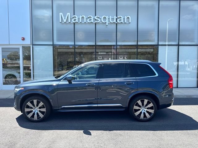 Used 2022 Volvo XC90 T8 Inscription w/ Advanced Package AWD/4WD image 2