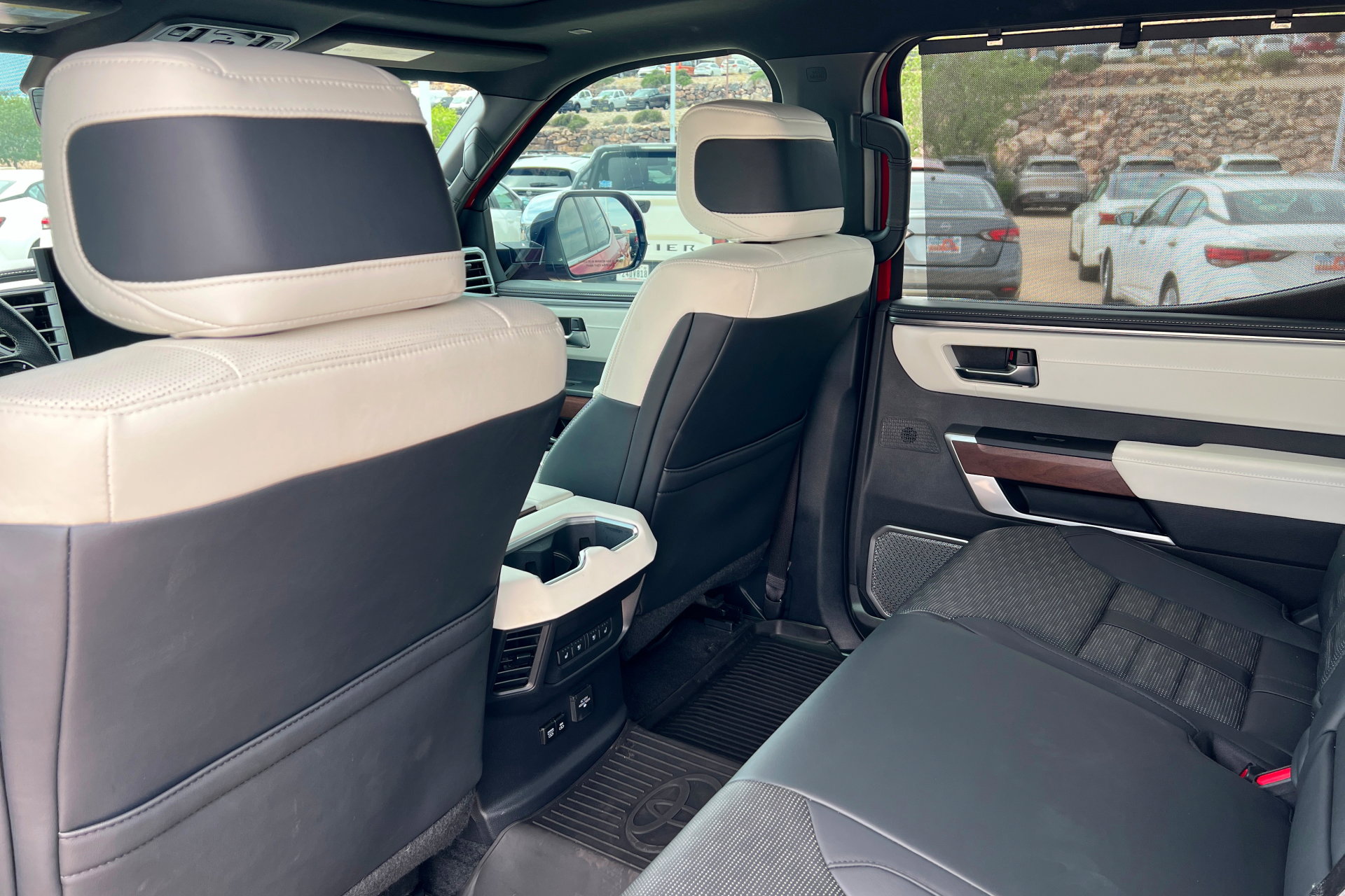 Used 2024 Toyota Tundra Capstone AWD/4WD image 20