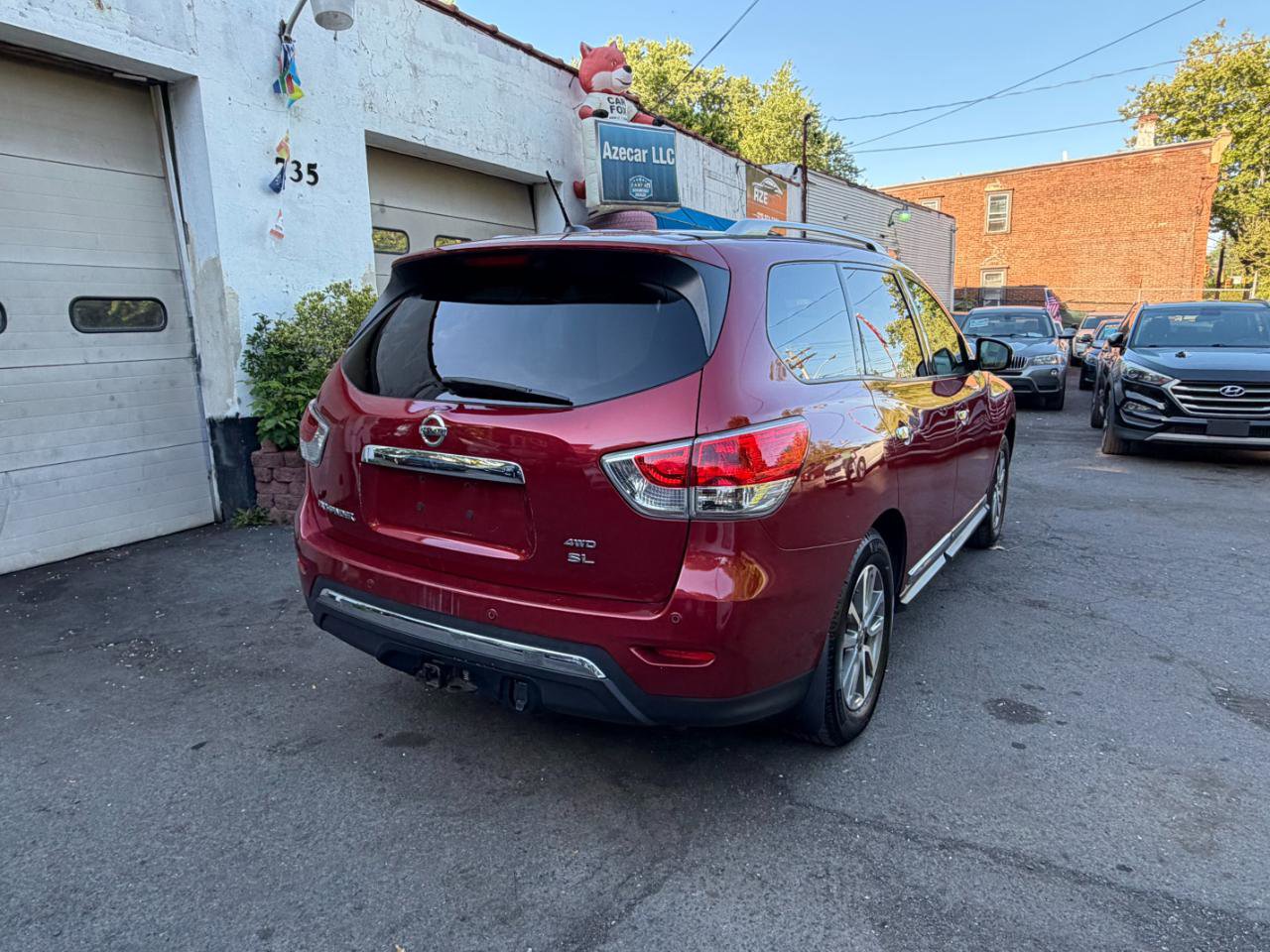 Used 2014 Nissan Pathfinder SL w/ Trailer Tow Package AWD/4WD image 10