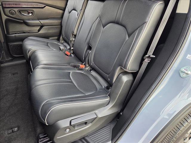 Used 2024 Honda Pilot Elite image 18