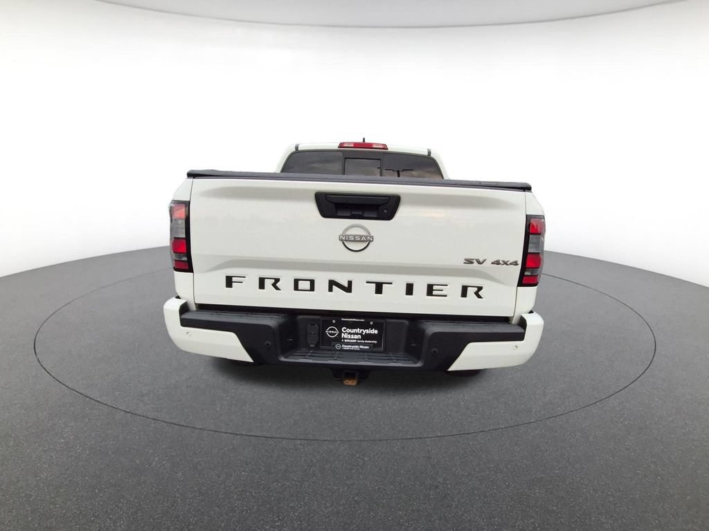 Used 2022 Nissan Frontier SV AWD/4WD image 6