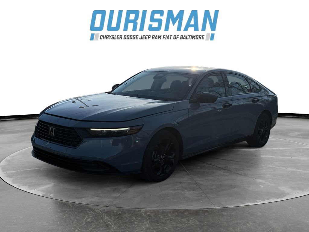 Used 2025 Honda Accord SE image 2
