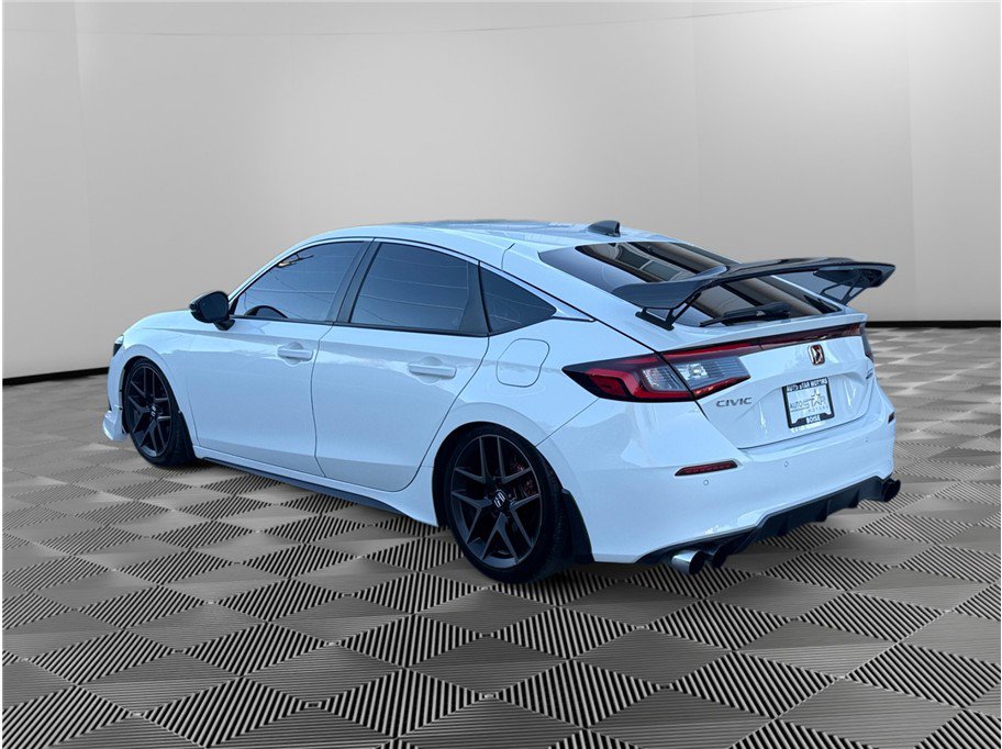 Used 2024 Honda Civic Sport Touring image 3