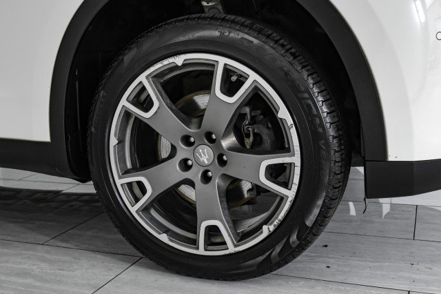 Used 2018 Maserati Levante AWD/4WD image 51
