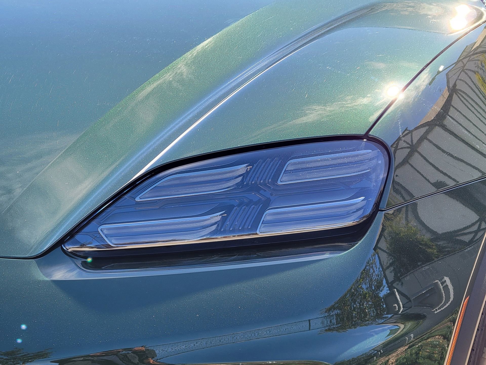 Used 2025 Porsche Macan 4S Electric image 36