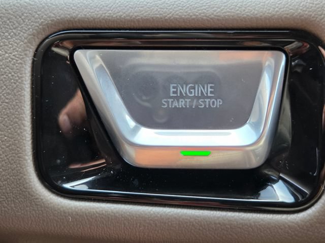 New 2026 GMC Yukon Denali w/ Denali Reserve Package AWD/4WD image 34