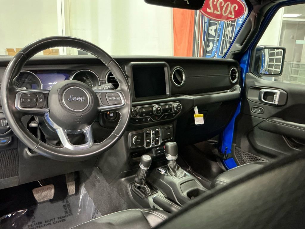 Used 2022 Jeep Wrangler Unlimited Sahara image 15