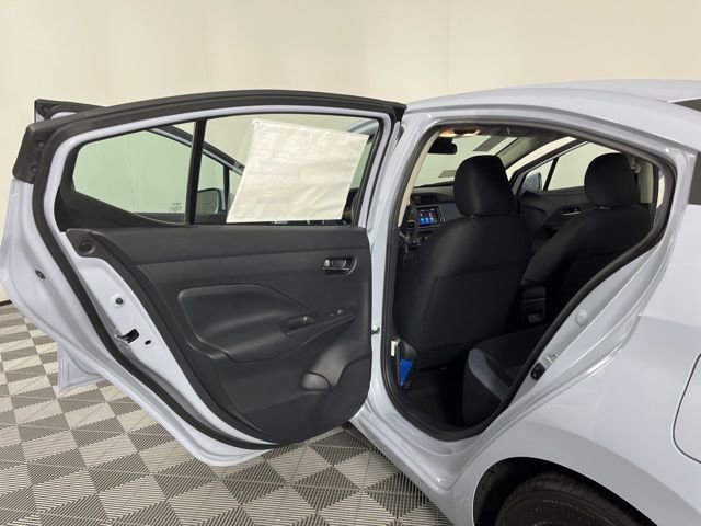 New 2025 Nissan Versa SV w/ Trunk Package image 38