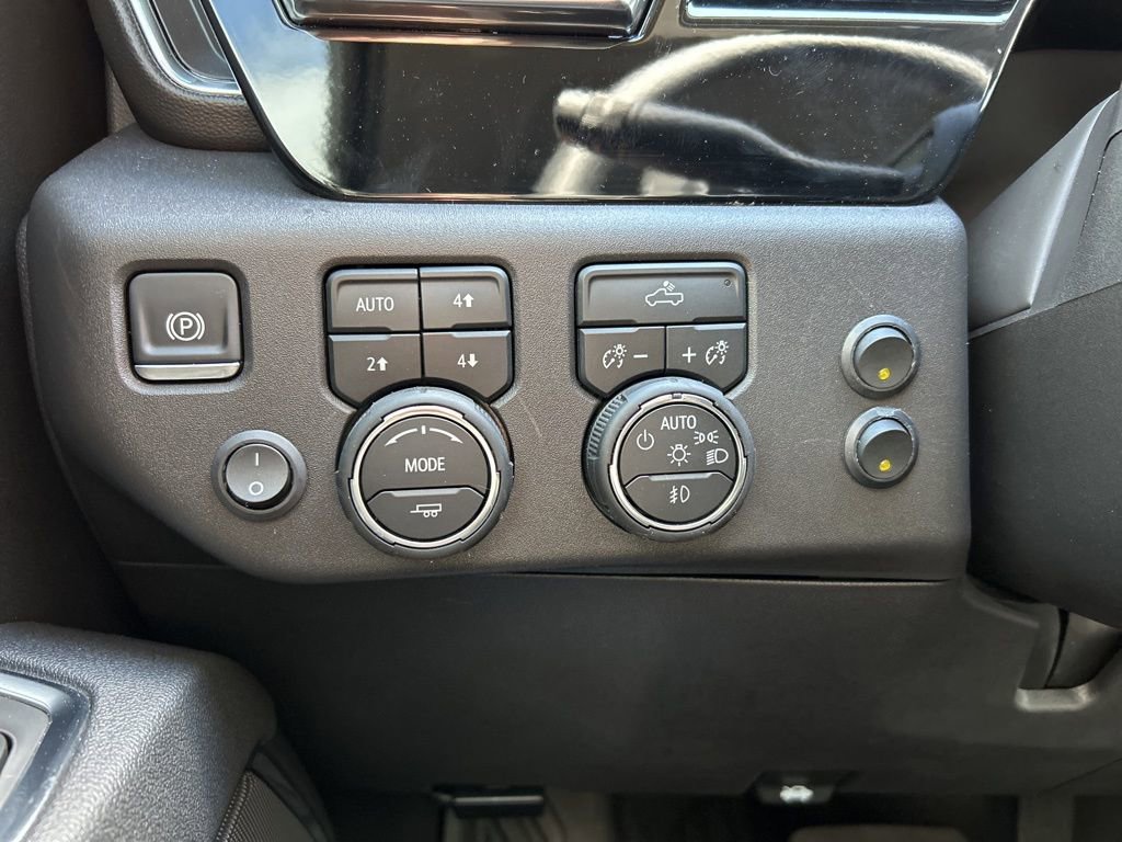 Used 2025 Chevrolet Silverado 1500 LT Trail Boss AWD/4WD image 61