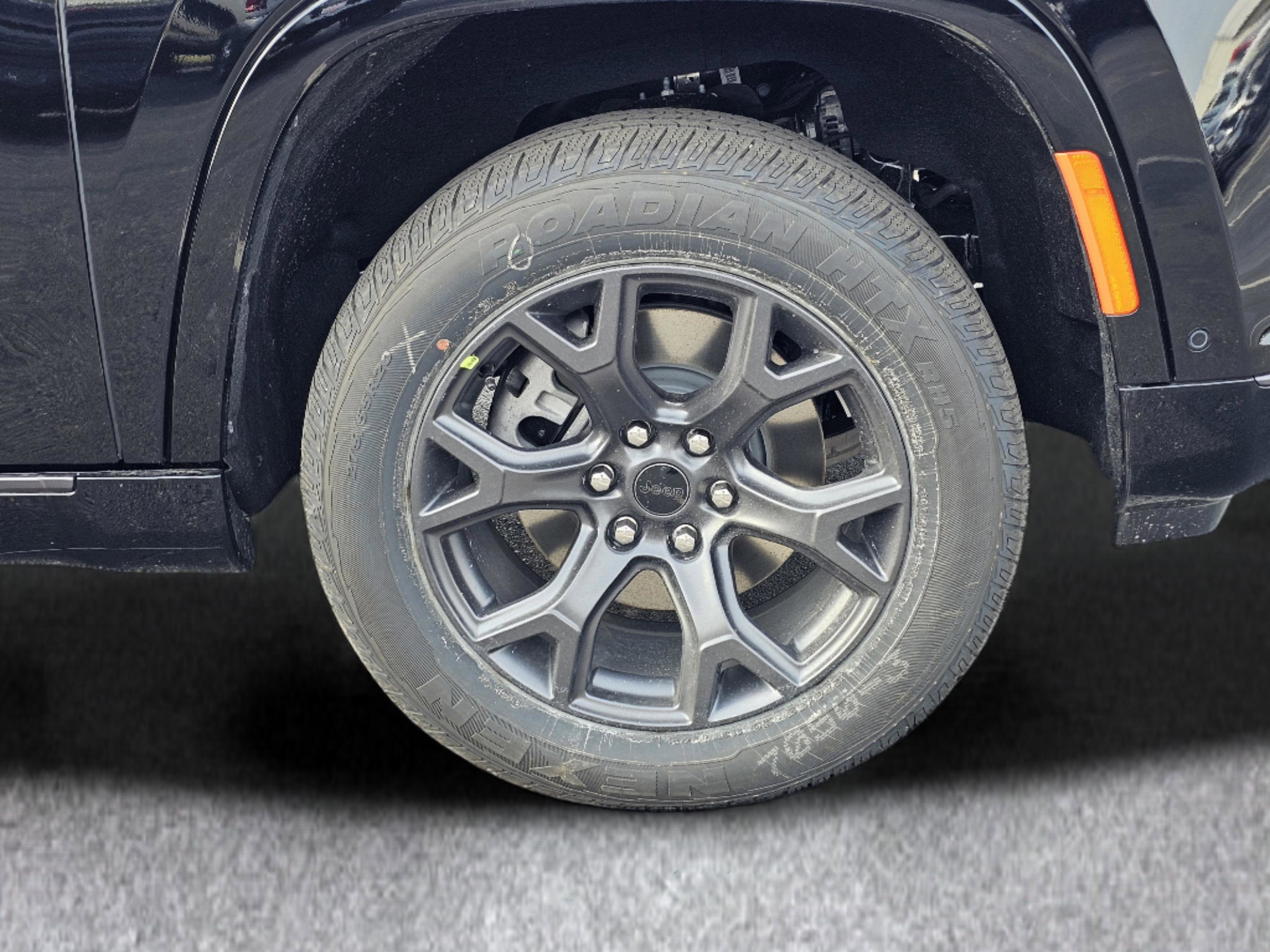 New 2026 Jeep Grand Wagoneer Limited w/ Premium Group II image 6