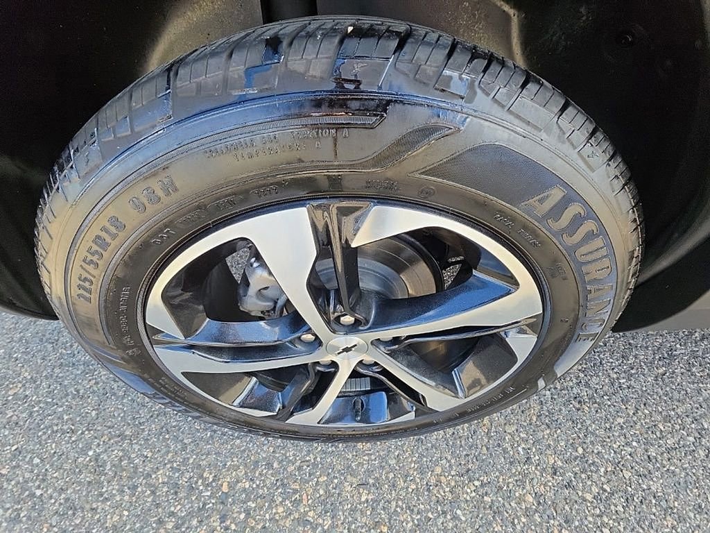 Used 2024 Chevrolet Trax RS w/ Sunroof Package image 33