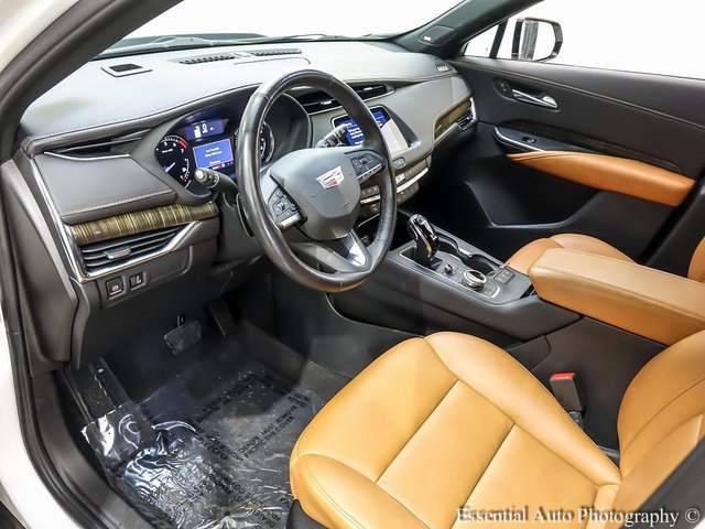 Certified 2022 Cadillac XT4 Premium Luxury w/ Enhanced Visibility Package image 10