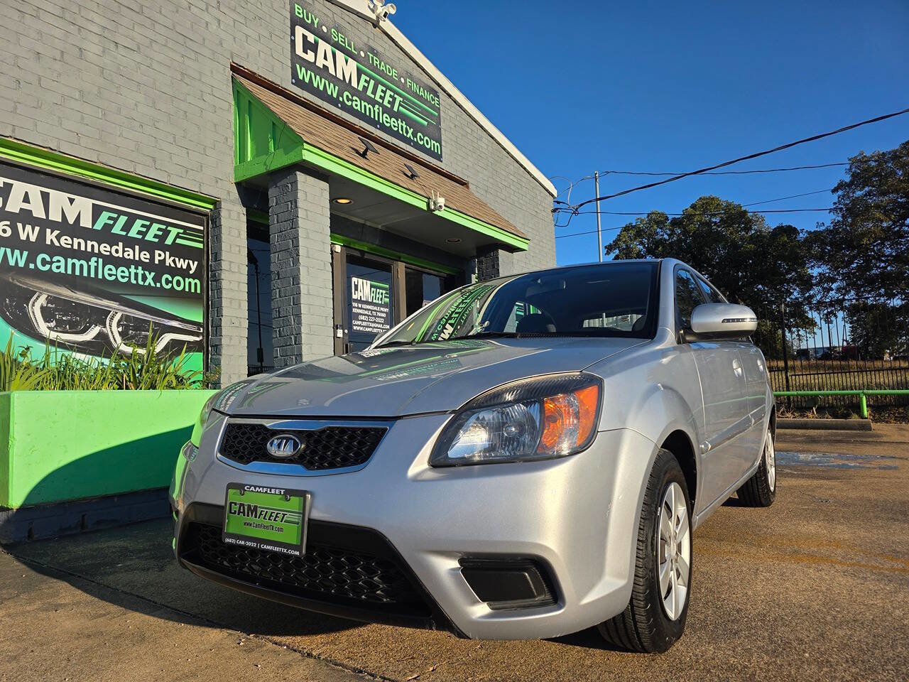 Used 2010 Kia Rio5 w/ Value Pkg image 2