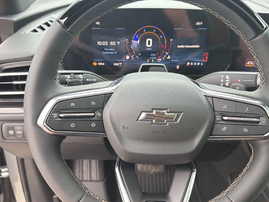 New 2027 Chevrolet Traverse Z71 w/ Enhanced Driving Package AWD/4WD image 14
