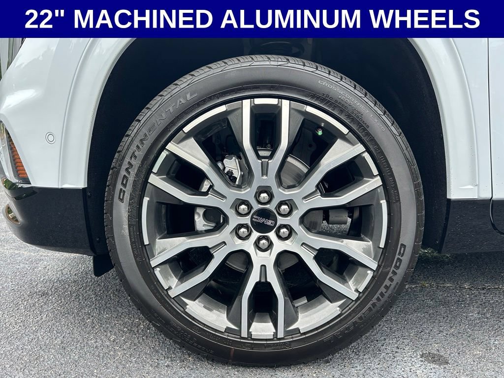 New 2026 GMC Acadia Denali Ultimate FWD image 12