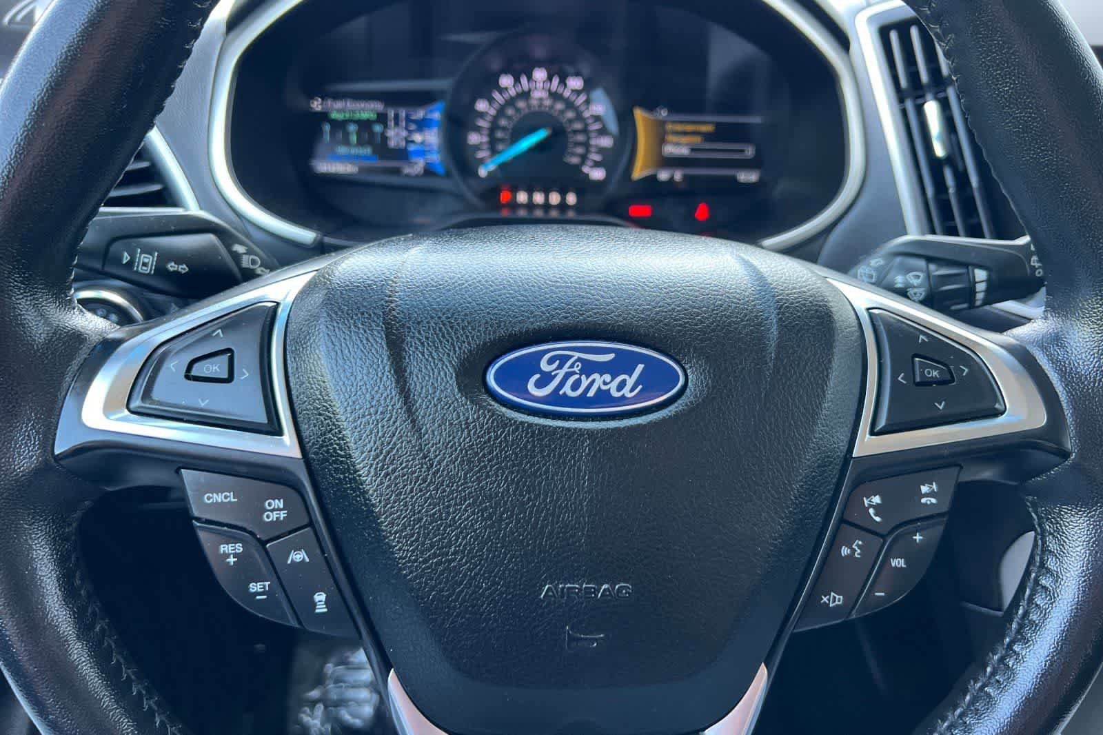 Used 2020 Ford Edge SEL w/ Convenience Package image 31