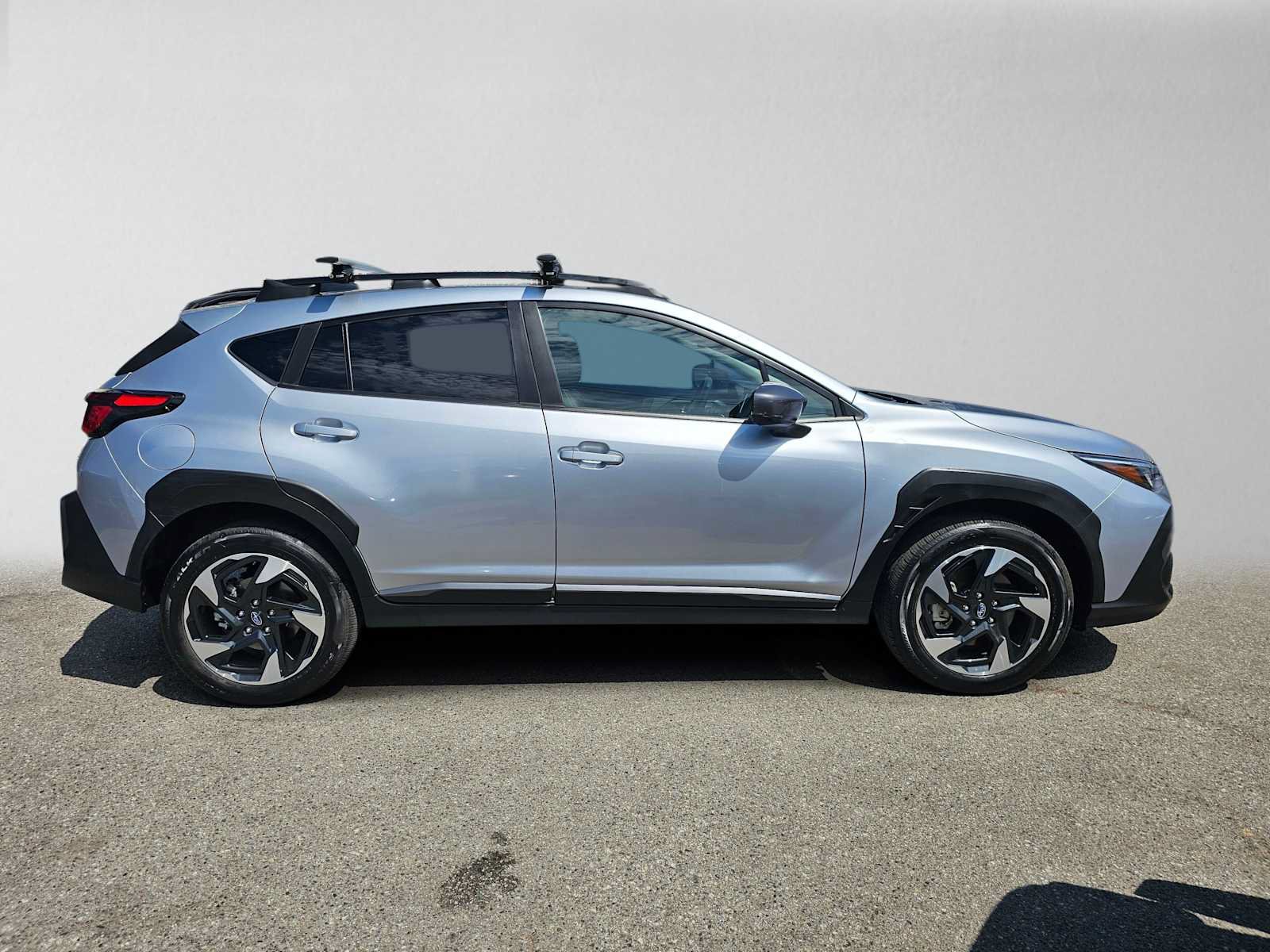 Certified 2024 Subaru Crosstrek 2.5i Limited w/ Crosstrek Mirror Package AWD/4WD image 2