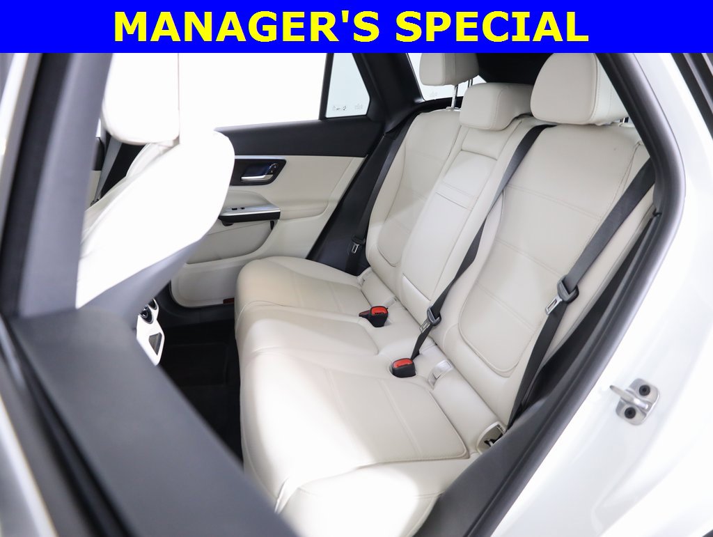 Certified 2025 Mercedes-Benz GLC 300 4MATIC image 37