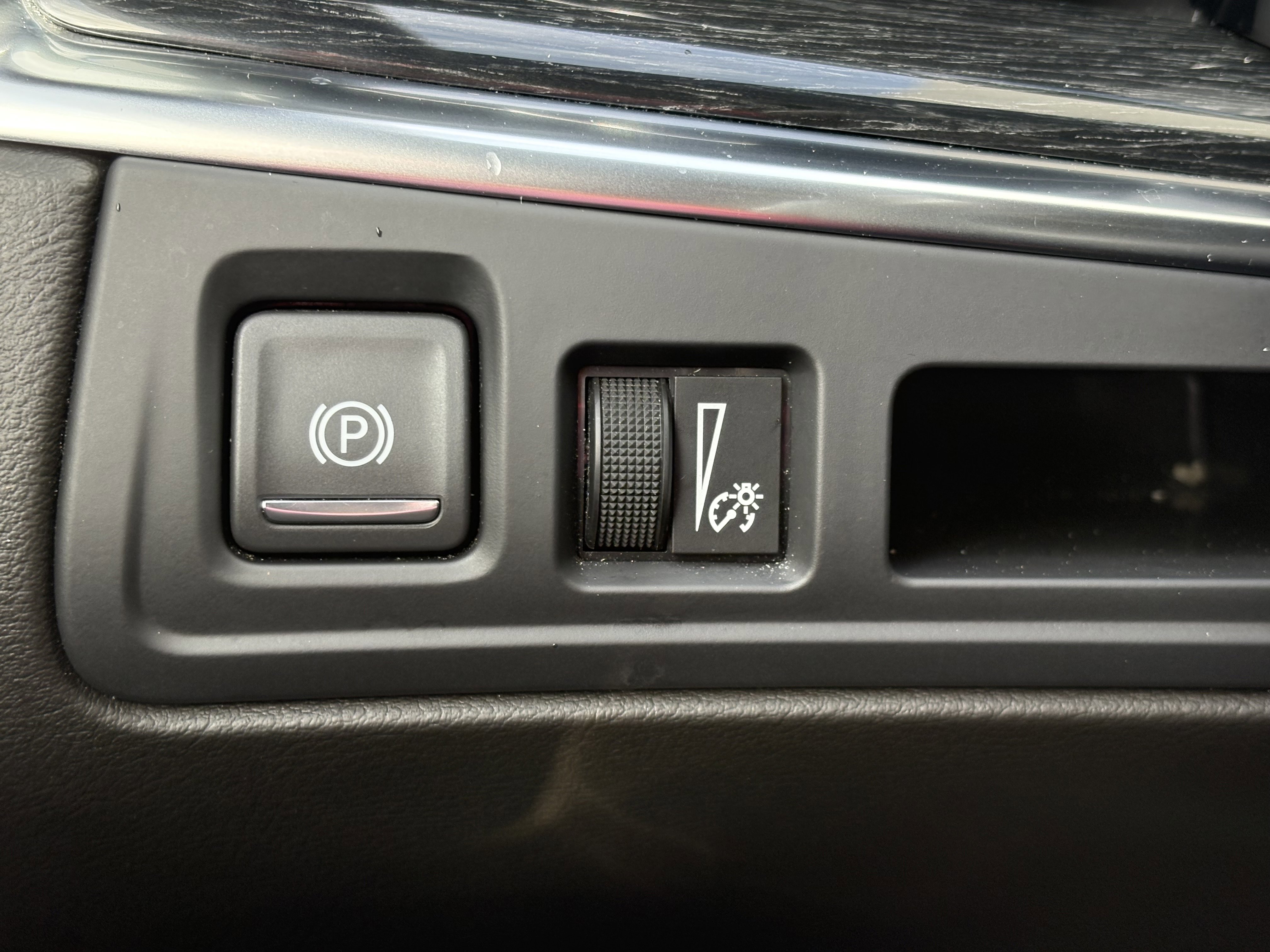 Certified 2023 Cadillac XT5 Premium Luxury image 27