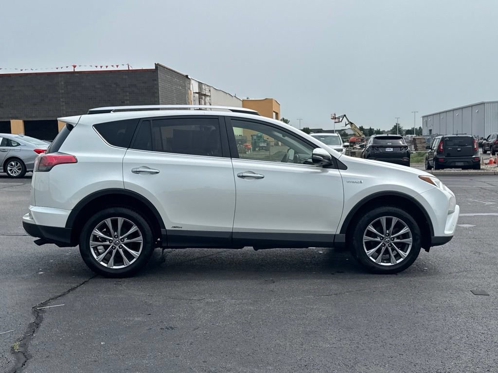 Used 2016 Toyota RAV4 Limited w/ Advanced Technology Package AWD/4WD image 8