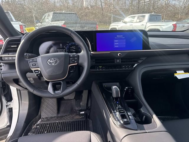New 2025 Toyota Crown Signia AWD/4WD image 10