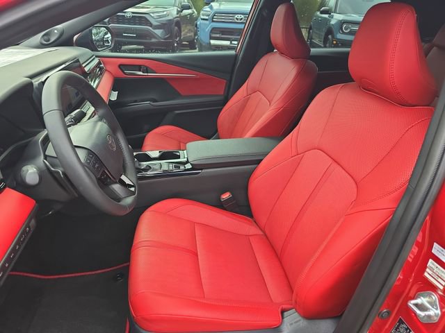 Used 2026 Toyota Camry XSE w/ Premium Plus Package image 16