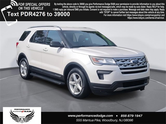 Used 2019 Ford Explorer XLT image 1