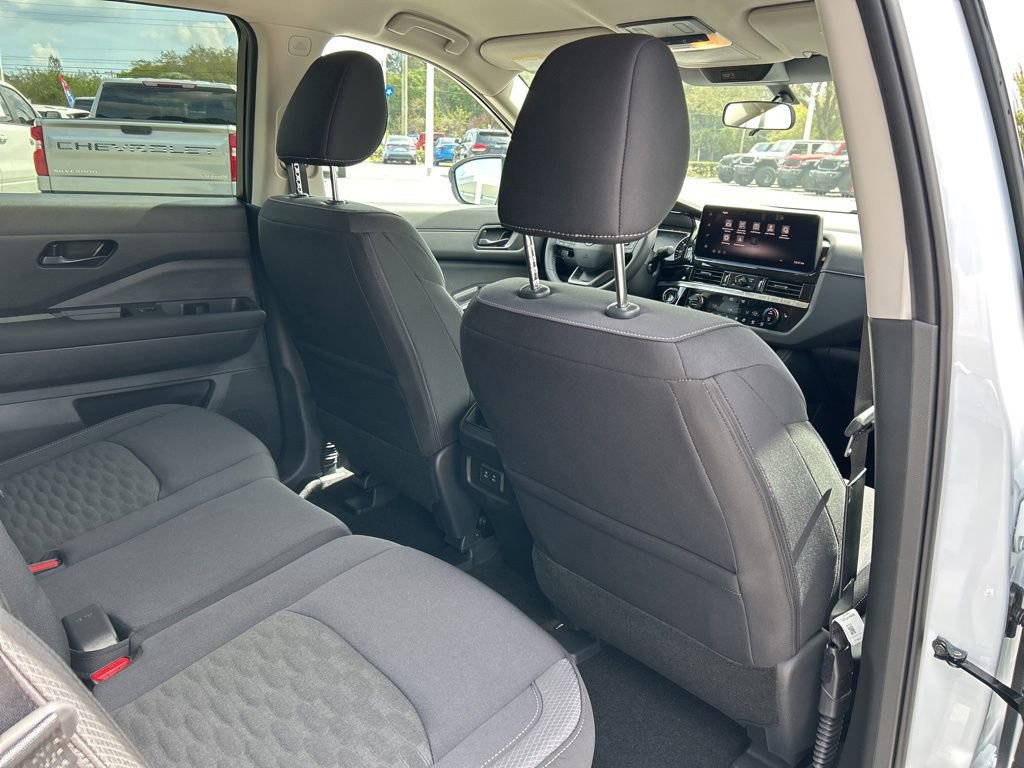 New 2026 Nissan Pathfinder SV image 48