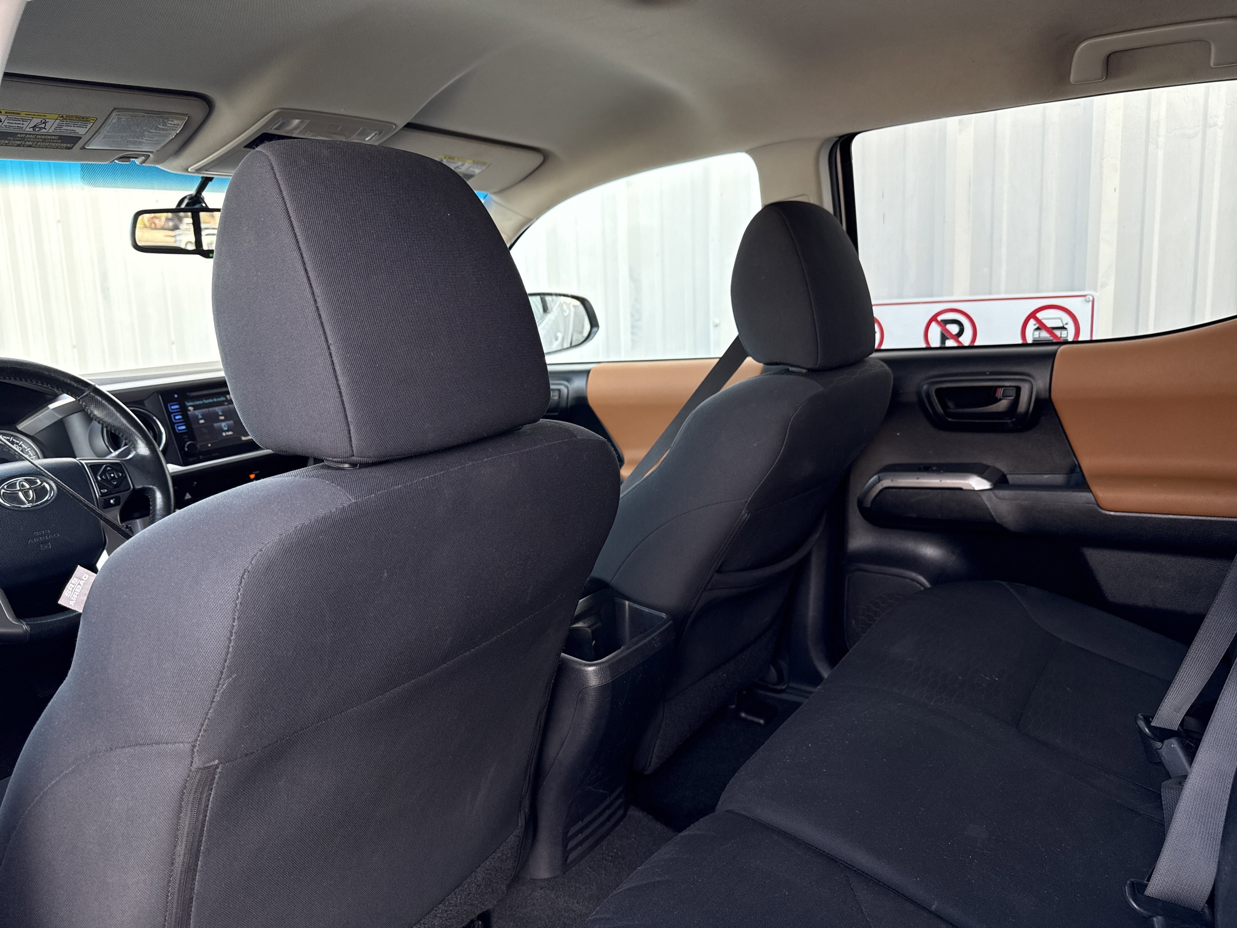 Used 2017 Toyota Tacoma SR5 w/ Tow Package image 24