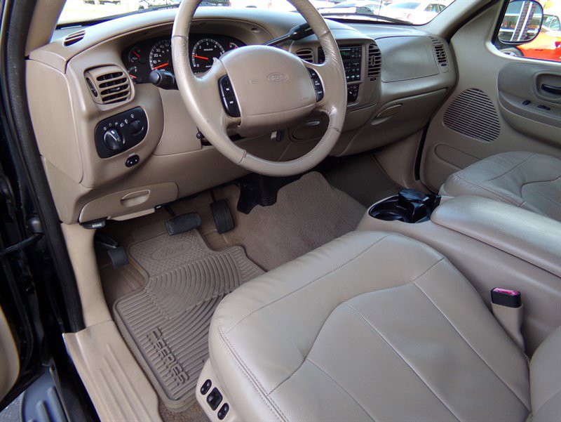 Used 2001 Ford F150 Lariat image 25